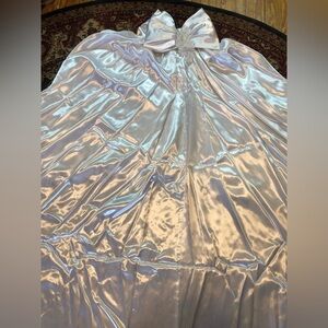 Forever yours white satin detachable train for wedding dress has a large bow